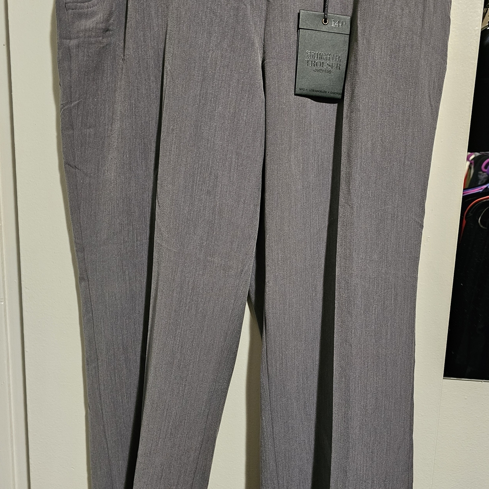 Avenue Straight Leg Trouser - grey